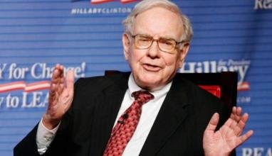 Warren Buffet Tantang Donald Trump Buka-bukaan Data Pajak