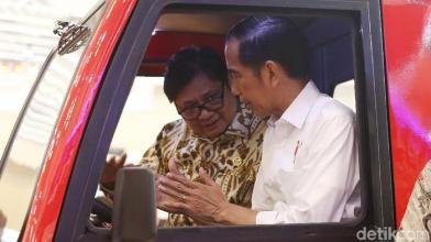 Jokowi Beri Insentif Pajak untuk Industri Otomotif, Ini Daftarnya