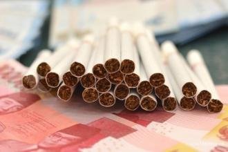 Setiap rantai di industri rokok akan ditarik pajak