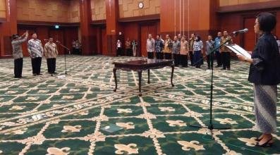 Lantik Dua Pejabat Baru, Sri Mulyani Ingin Ada Reformasi Pajak