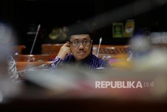 Ketua KY Ungkapkan Hakim Pajak Langka