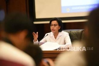 Penerimaan Pajak Baru Setengah Target, Rata-Rata Minus