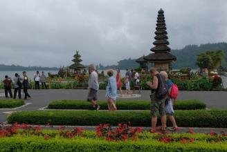 Bali Siapkan Skema Pajak Turis